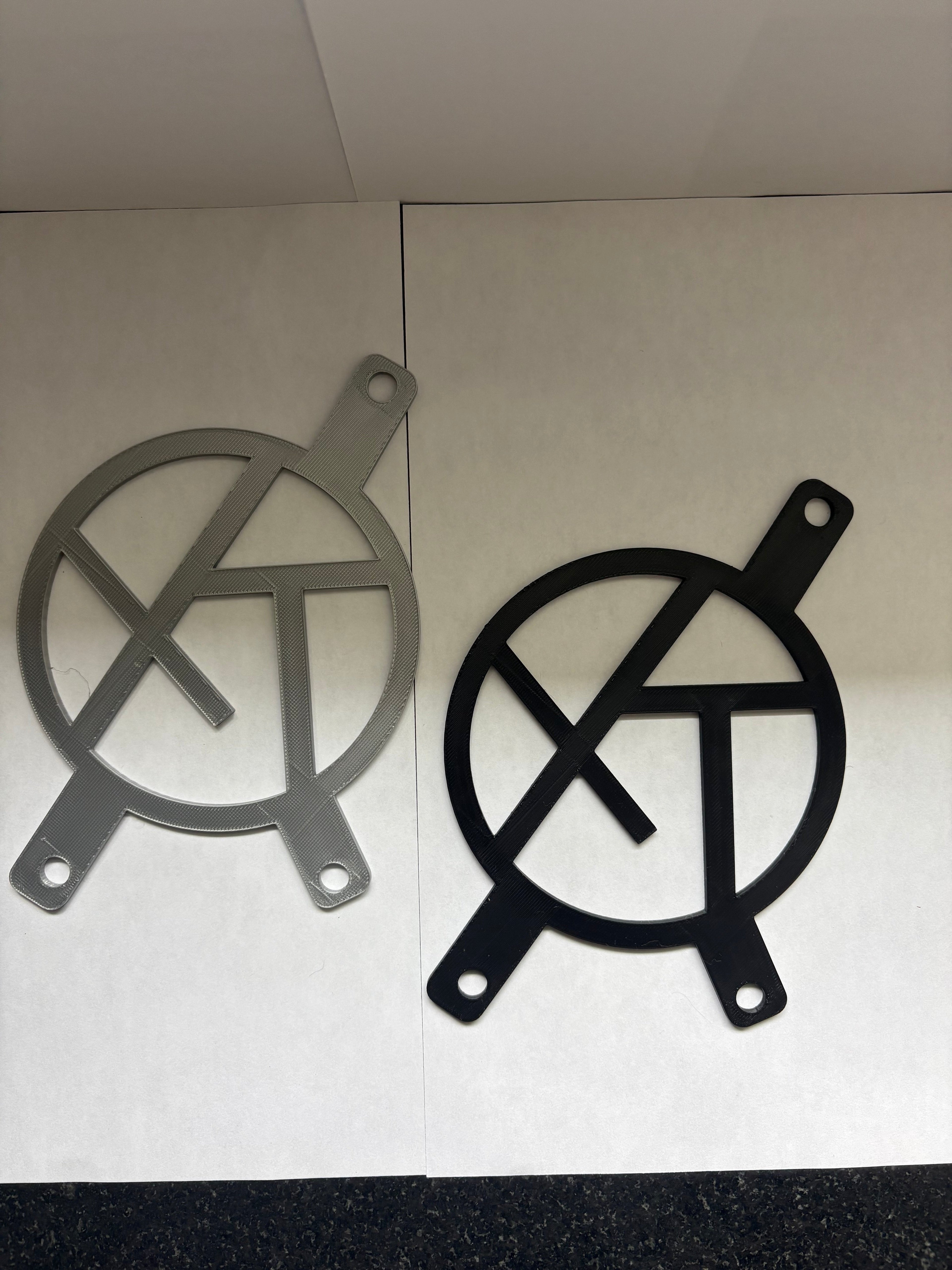Yozma in 10 Motor covers